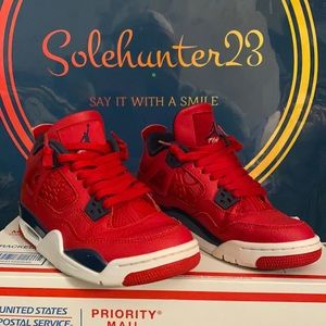 Air Jordan 4 retro FIBA. Sz 4Y